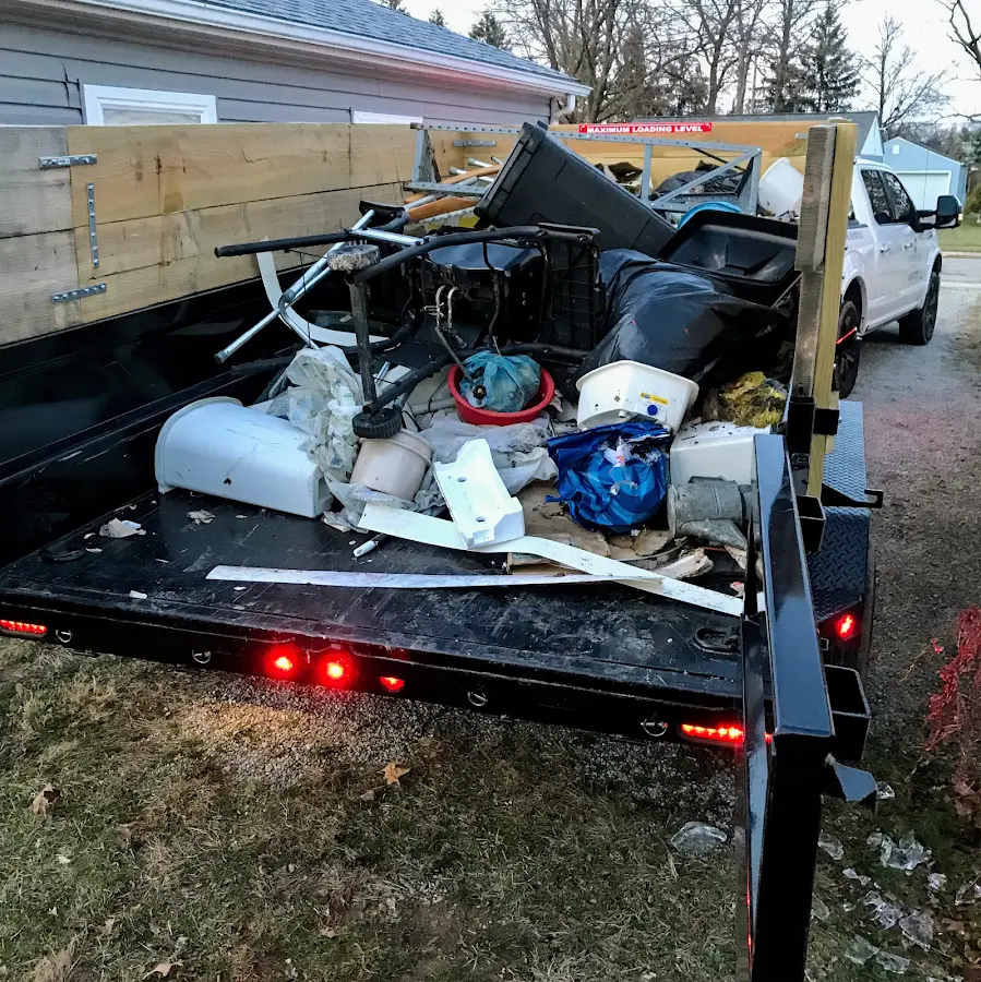 Roll-off dumpster delivered to a residential driveway in Mauldin